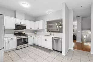 163 Lucerne Ct, Wheeling, IL 60090 - Photo 7