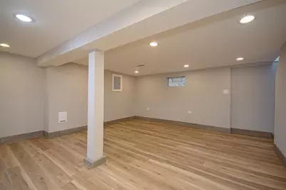 9605 S Greenwood Avenue, Chicago, IL 60628 - Photo 19