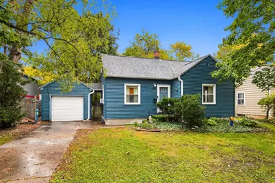 8 S Randall Road, Aurora, IL 60506 - Photo 1
