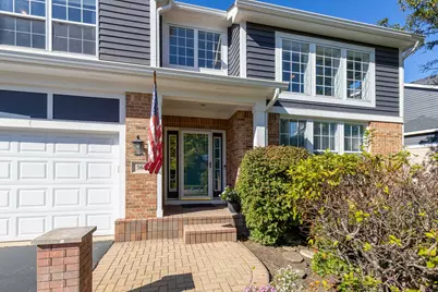568 Crooked Stick Court, Vernon Hills, IL 60061 - Photo 3