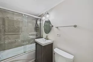 520 N Eastwood Ave, Mount Prospect, IL 60056 - Photo 15