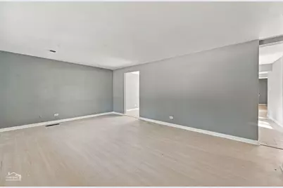 4671 185th Place, Country Club Hills, IL 60478 - Photo 7
