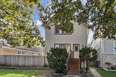5122 N Lotus Avenue, Chicago, IL 60630 - Photo 1