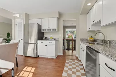 6808 Woodridge Drive, Woodridge, IL 60517 - Photo 7