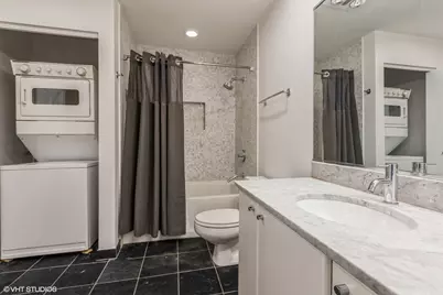 1701 N Damen Avenue #204, Chicago, IL 60647 - Photo 13