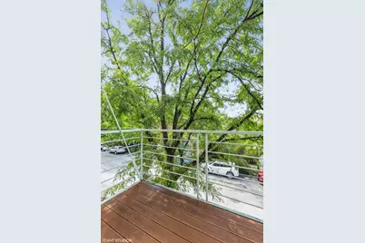 1701 N Damen Avenue #204, Chicago, IL 60647 - Photo 15
