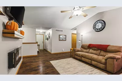 5508 Reidenbach Road, South Beloit, IL 61080 - Photo 7