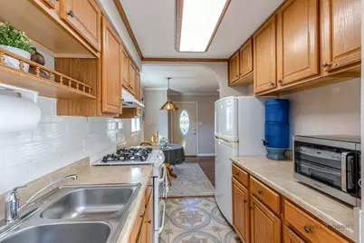 1627 Ferry Street, Waukegan, IL 60087 - Photo 9