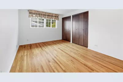 218 Desmond Drive, Schaumburg, IL 60193 - Photo 17