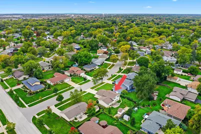 218 Desmond Drive, Schaumburg, IL 60193 - Photo 31