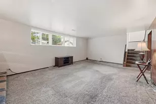 218 Desmond Dr, Schaumburg, IL 60193 - Photo 25
