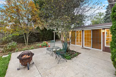 213 Liberty Avenue, Fox River Grove, IL 60021 - Photo 27