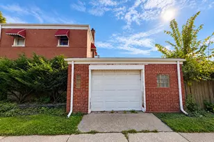 8900 S Jeffery Blvd, Chicago, IL 60617 - Photo 3