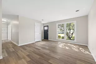 10238 Hilltop Dr, Orland Park, IL 60462 - Photo 9