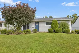 10238 Hilltop Dr, Orland Park, IL 60462 - Photo 1