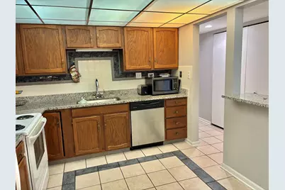375 Plum Creek Drive #503, Wheeling, IL 60090 - Photo 11
