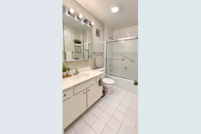 1605 E Central Road #202A, Arlington Heights, IL 60005 - Photo 15