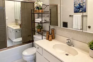 1605 E Central Rd, Arlington Heights, IL 60005 - Photo 11
