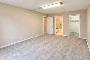 1605 E Central Rd, Arlington Heights, IL 60005 - Photo 13