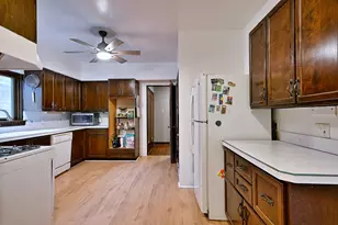 5856 N Mobile Ave, Chicago, IL 60646 - Photo 29