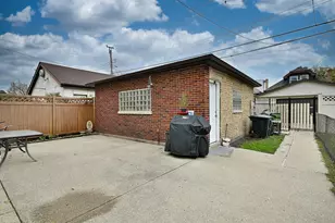 5856 N Mobile Ave, Chicago, IL 60646 - Photo 45