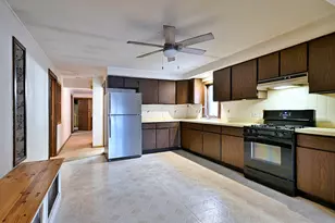 5856 N Mobile Ave, Chicago, IL 60646 - Photo 11