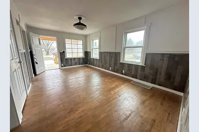 502 Charles Street, Sycamore, IL 60178 - Photo 37
