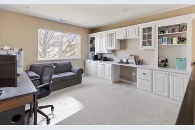 335 Thornwood Way #D, South Elgin, IL 60177 - Photo 7