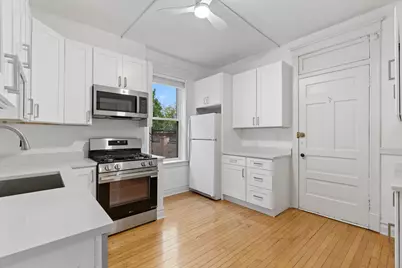 3746 N Lakewood Avenue #2, Chicago, IL 60613 - Photo 7