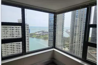 401 E Ontario Street #3110, Chicago, IL 60611 - Photo 5