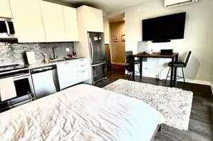 2407 W Eastwood Ave, Chicago, IL 60625 - Photo 5