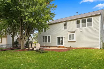 105 Rosewood Drive, Streamwood, IL 60107 - Photo 47