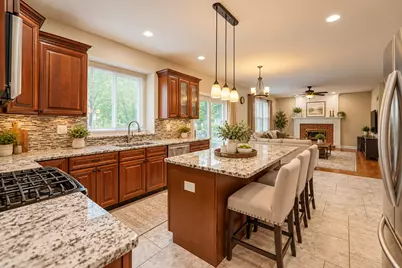 105 Rosewood Drive, Streamwood, IL 60107 - Photo 13