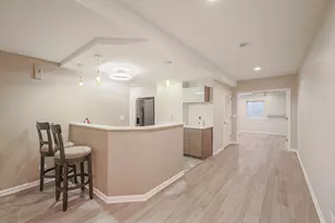 105 Rosewood Dr, Streamwood, IL 60107 - Photo 41
