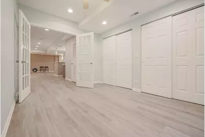 105 Rosewood Drive, Streamwood, IL 60107 - Photo 39