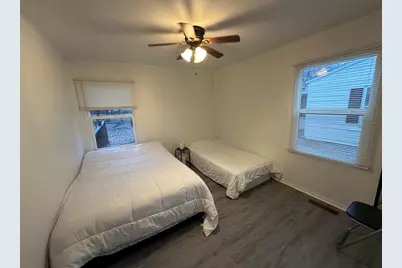 430 Spring Avenue, Dekalb, IL 60115 - Photo 17