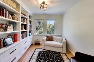 7030 N Overhill Ave, Chicago, IL 60631 - Photo 15
