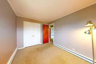 1161 W Grant Dr, Des Plaines, IL 60016 - Photo 13
