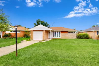 1161 W Grant Drive, Des Plaines, IL 60016 - Photo 1