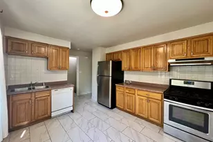 5025 Suffield Ct, Skokie, IL 60077 - Photo 5