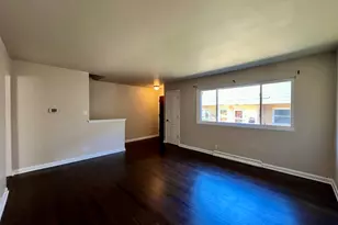 5025 Suffield Ct, Skokie, IL 60077 - Photo 3