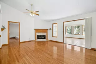 578 Turnberry Dr, Bourbonnais, IL 60914 - Photo 5