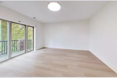 1149 W Washburne Avenue #301, Chicago, IL 60608 - Photo 3