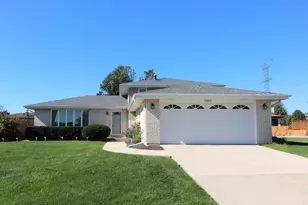 17012 Grissom Dr, Tinley Park, IL 60477 - Photo 1