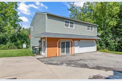 544-548 N Hainesville Road, Round Lake Park, IL 60073 - Photo 3