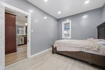 4862 W St Paul Avenue, Chicago, IL 60639 - Photo 13