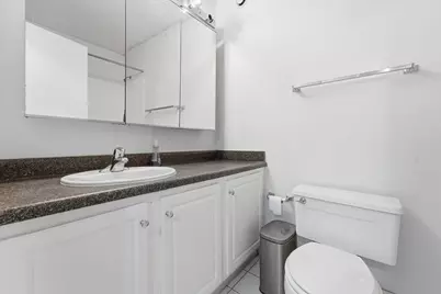 10 E Ontario Street #1704, Chicago, IL 60611 - Photo 13