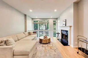 2622 N Mildred Ave, Chicago, IL 60614 - Photo 3