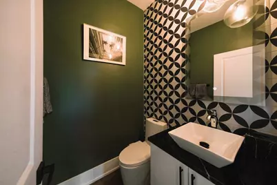 1818 N Sawyer Avenue #1E, Chicago, IL 60647 - Photo 11