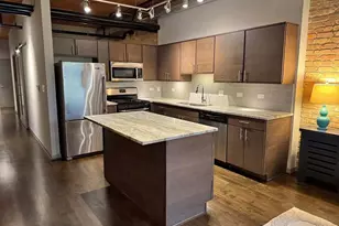 445 E Illinois St, Chicago, IL 60611 - Photo 3